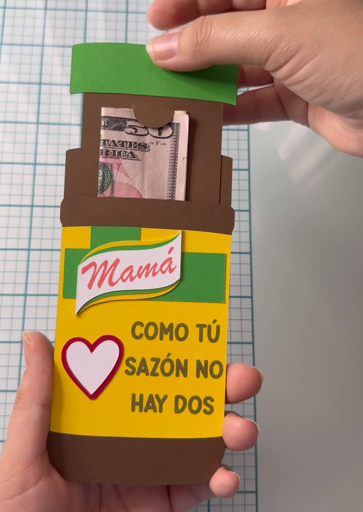 Tarjeta de dinero Mamá Consome